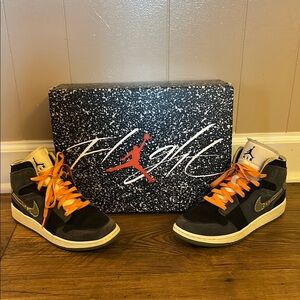 Jordan Kids Sneakers Black and Orange